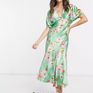 NWOT ASOS DESIGN puff sleeve satin maxi tea dress in green floral print